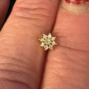 Nose Ring- Flower Shape Stud 20G 14k Gold plated L Bone Screw Shaped Nose Ring